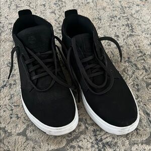 Black Men's Timberland sneakers